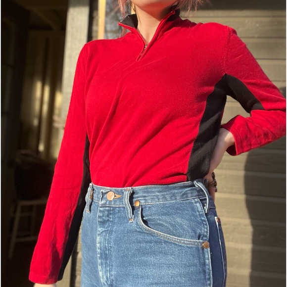 Red and black zip collar sweater - Picture 4 of 12